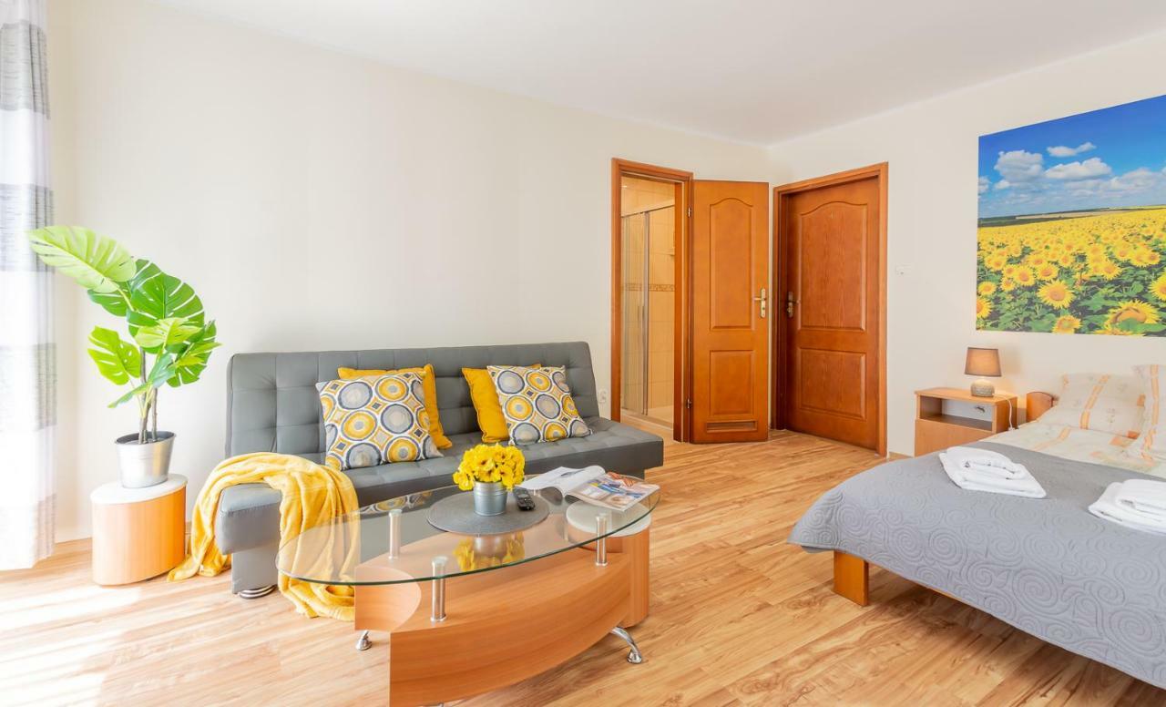 Apartament I Pokoje Goscinne U Lusi Wisła Kültér fotó